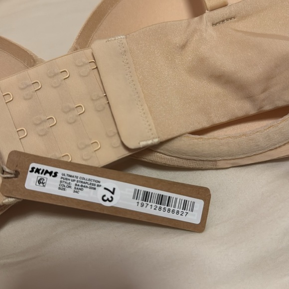 SKIMS ULTIMATE BRA, STRAPLESS PUSHUP BRA - NWT - Picture 6 of 6